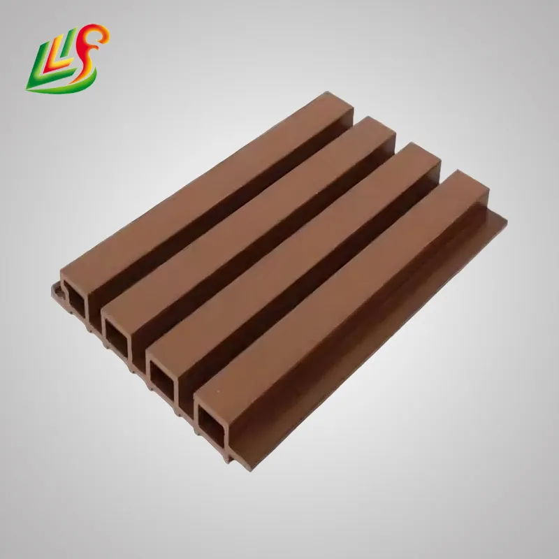 屋外 WPC 壁パネル